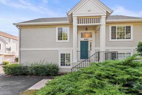 643 Cary Woods Circle, Cary, IL 60013