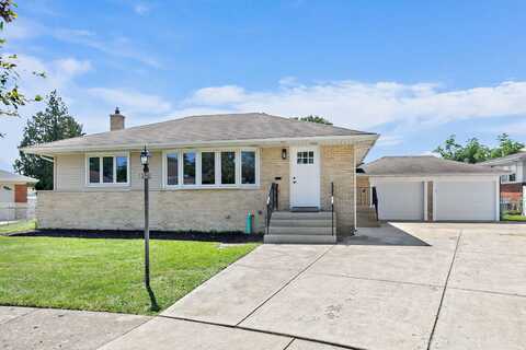 8121 W Maple Avenue, Norridge, IL 60706
