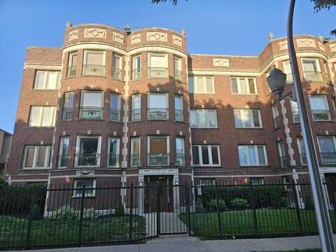 7131 S Euclid Avenue, Chicago, IL 60649