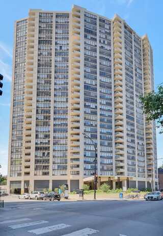3930 N Pine Grove Avenue, Chicago, IL 60613