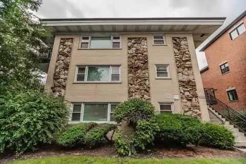6538 N NORTHWEST Highway, Chicago, IL 60631