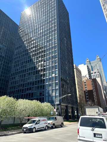910 N Lake Shore Drive, Chicago, IL 60611