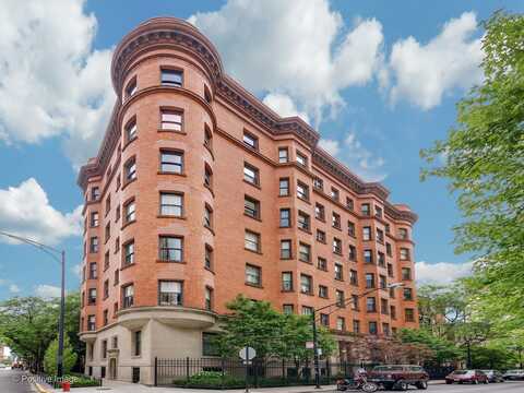 1210 N ASTOR Street, Chicago, IL 60610
