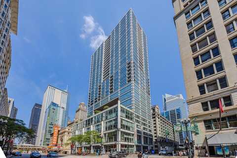 8 E Randolph Street, Chicago, IL 60601