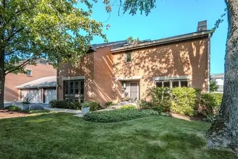 33 Park Lane, Park Ridge, IL 60068