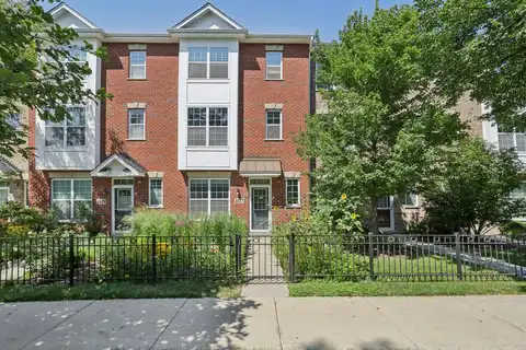 1617 Church Street, Evanston, IL 60201
