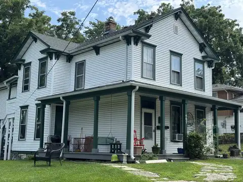 407 Holmes Street, Lemont, IL 60439