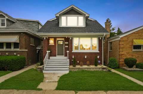 3715 Euclid Avenue, Berwyn, IL 60402