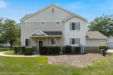 27 Freesia Drive, Romeoville, IL 60446