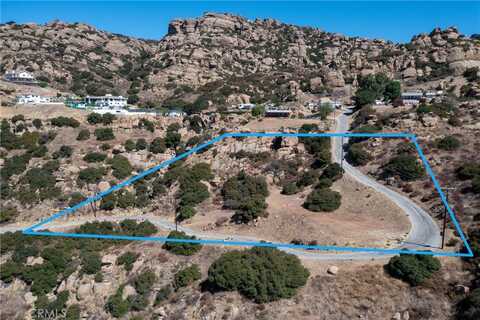 0 Thompson Avenue, Chatsworth, CA 91311