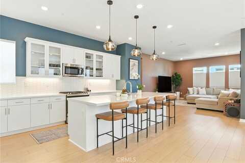 27475 Mercantile Court, Valencia, CA 91381