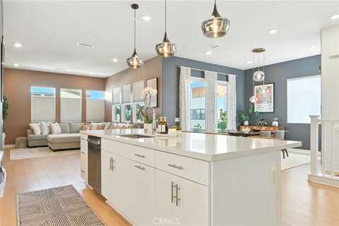 27475 Mercantile Court, Valencia, CA 91381