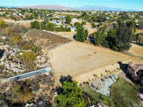 14392 Merlot Court, Riverside, CA 92508