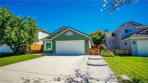 2696 Reservoir Drive, Simi Valley, CA 93065