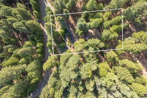 778 Yuroc Dr, Arnold, CA 95223