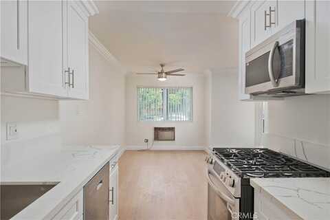 5415 Newcastle Avenue, Encino, CA 91316