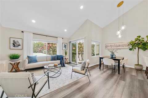 302 Lemon Grove, Irvine, CA 92618