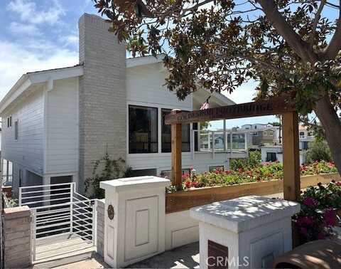 400 # A Goldenrod Avenue, Corona del Mar, CA 92625