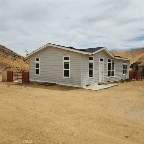 401 Lance Avenue, Lebec, CA 93243