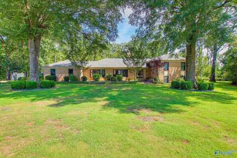 104 Cedar Lane, Moulton, AL 35650