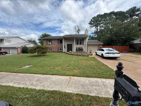 9031 SW Craigmont Road, Huntsville, AL 35802