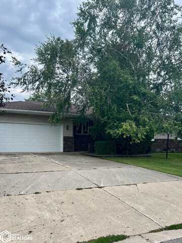 213 8Th Street SE, Clarion, IA 50525