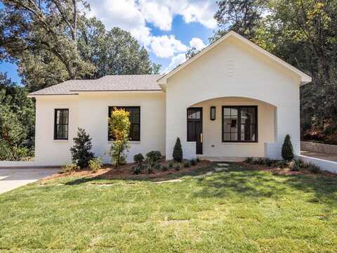 1406 Pierce, Oxford, MS 38655