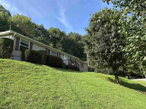 31 Nugget Lane, Fairmont, WV 26554