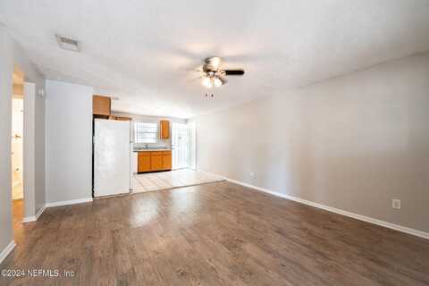 1016 2ND Street S, Jacksonville Beach, FL 32250