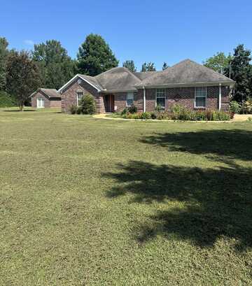 1001 Sleepy Hollow Road, Myrtle, MS 38650