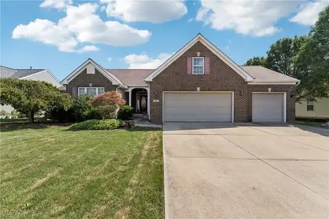 5165 Weatherstone Drive, North Ridgeville, OH 44039