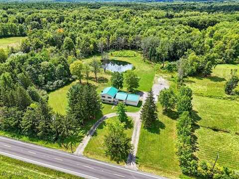 10714 Plank Road, Montville, OH 44064