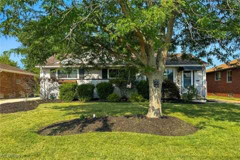 3380 Glenbar Drive, Fairview Park, OH 44126