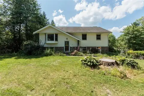 18400 Shaw Road, Chagrin Falls, OH 44023