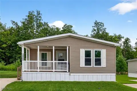 10965 Kenny Drive, Chardon, OH 44024