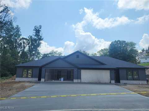 3454 Jamestown Drive, Zanesville, OH 43701