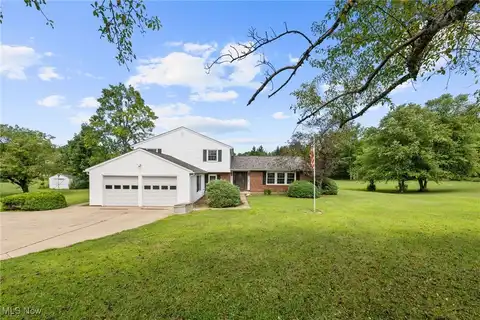 7850 Dines Road, Novelty, OH 44072