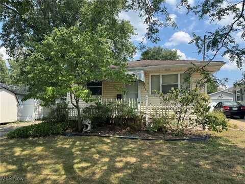 2065 Hackberry Street, Akron, OH 44301