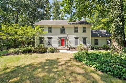 7561 Hermitage Road, Concord Twp, OH 44077