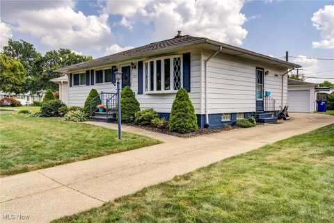 19207 Davinwood Drive, Cleveland, OH 44135