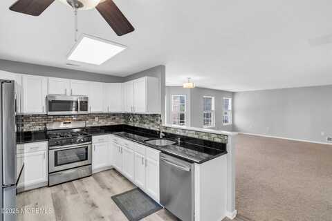 2211 Timber Ridge Court, Parlin, NJ 08859