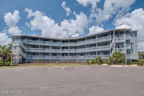 400 Virginia Avenue, Carolina Beach, NC 28428
