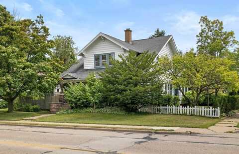 1513 Division Street, Stevens Point, WI 54481