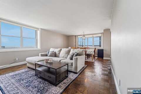 6040 Boulevard East 19H, West New York, NJ 07093