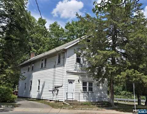 128 Newark Pompton Turnpike 1st Floor, Pequannock, NJ 07440