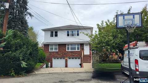 26 Kennedy Court 1, Lyndhurst, NJ 07071