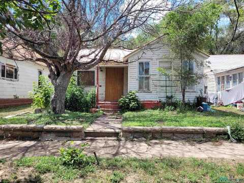 420 N 4th Street, Raton, NM 87740