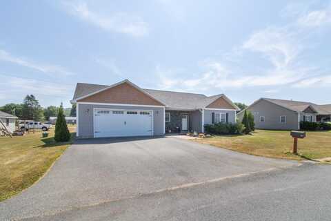 274 Dashner Circle, Derby, VT 05830