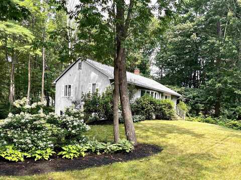 66 Woodland Road, North Hampton, NH 03862