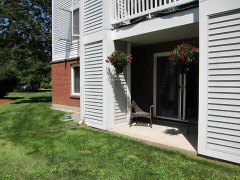5 Timberwood Drive, Goffstown, NH 03045